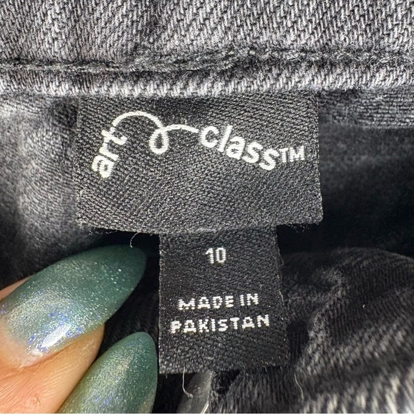 Art Class Girls Sz 10 Classic Black Faded Flare Jeans Raw Hem Adj Waistband - Picture 4 of 6